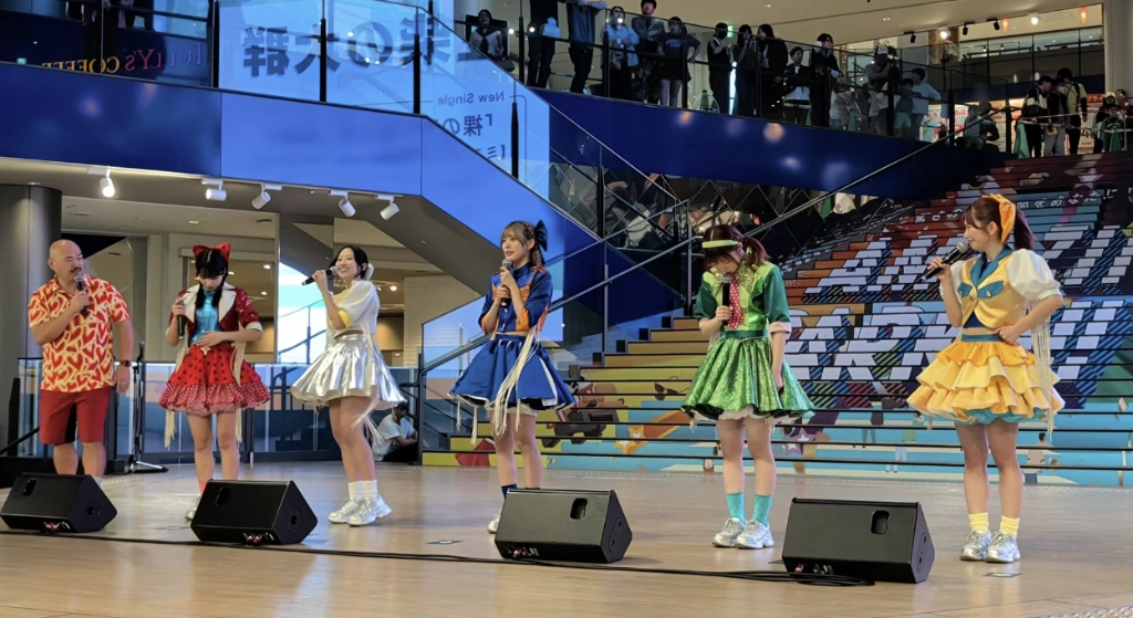 image of mc with kurochan